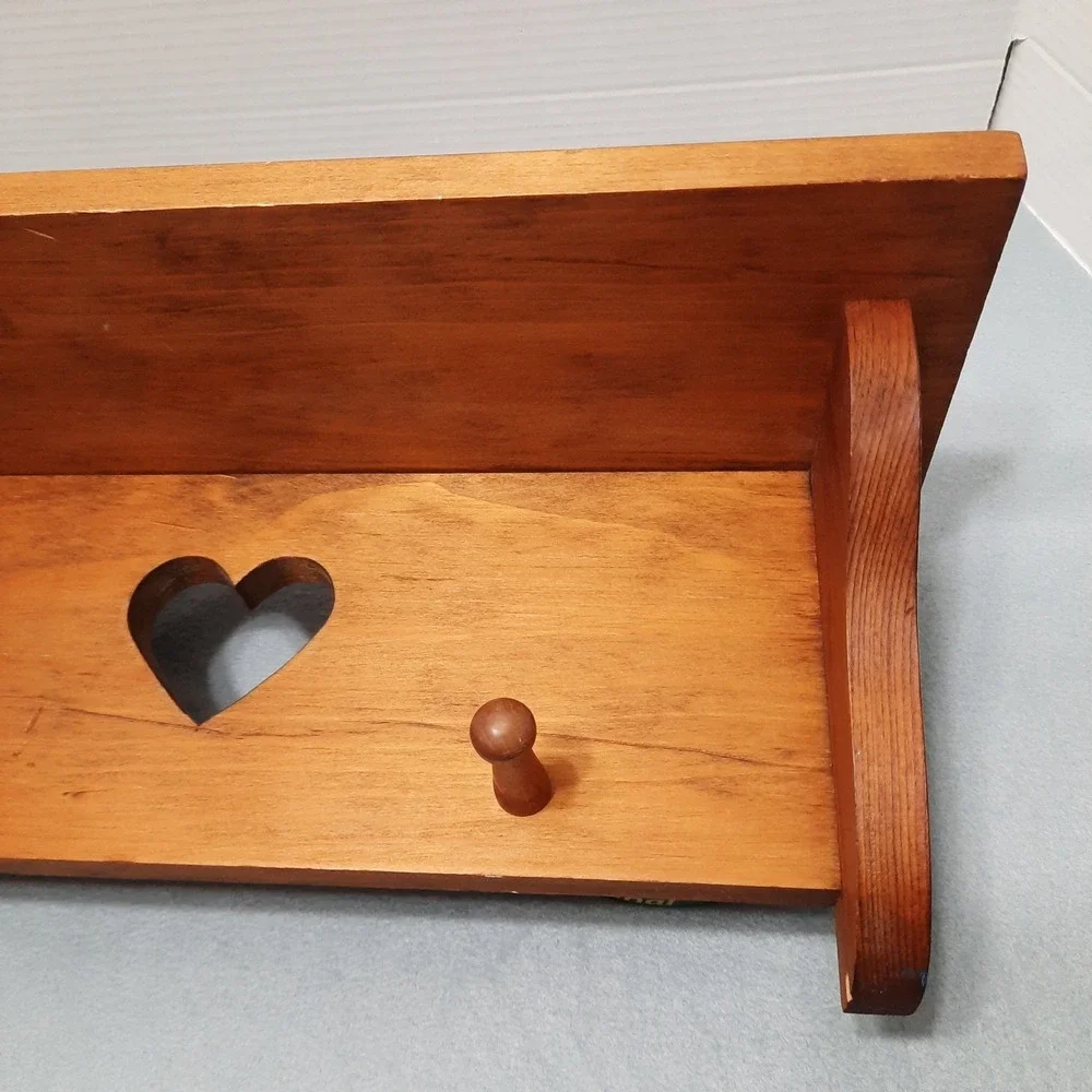 Vintage Wooden Wall Shelf Heart Cutout 2 Pegs Cottagecore Country Farmhouse 18